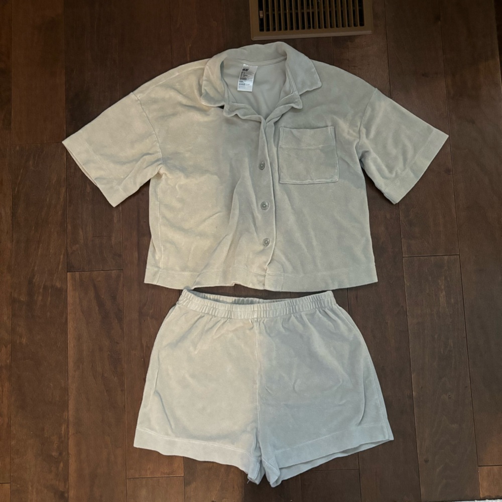 H&M Green terry cloth matching set
